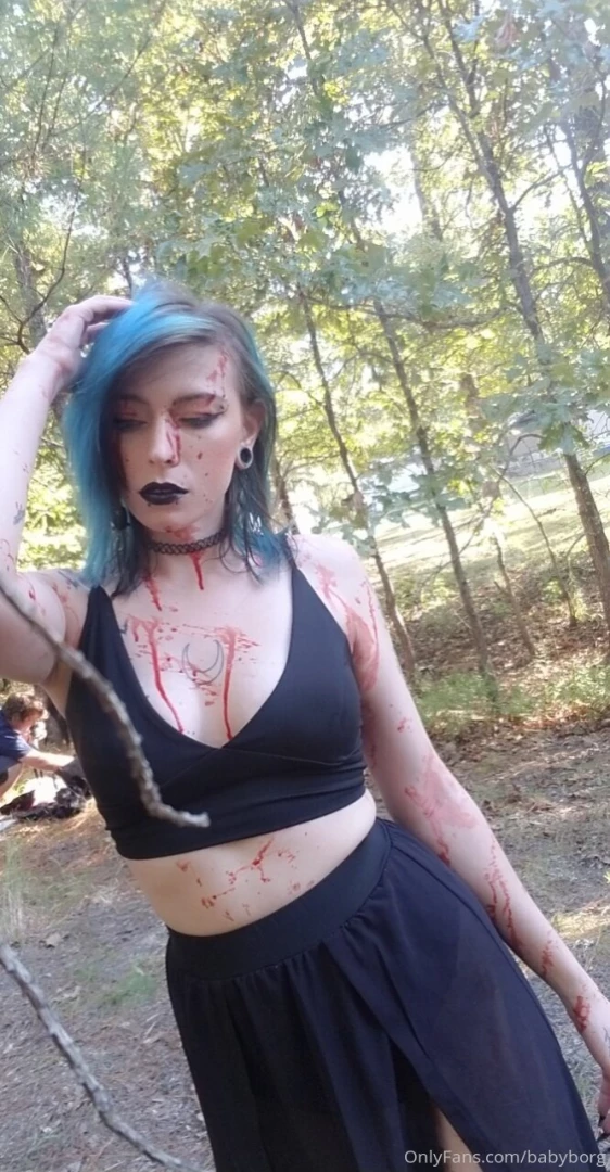 I know i have message to reply to but i think the boyfriend and i are part 4 