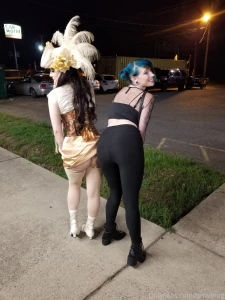 Show buns look at how beautiful and majestic she is guys i ll let you