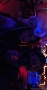 Show buns look at how beautiful and majestic she is guys i ll let you part 3