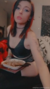 Did anyone order noods no no one okay well you re getting pictures