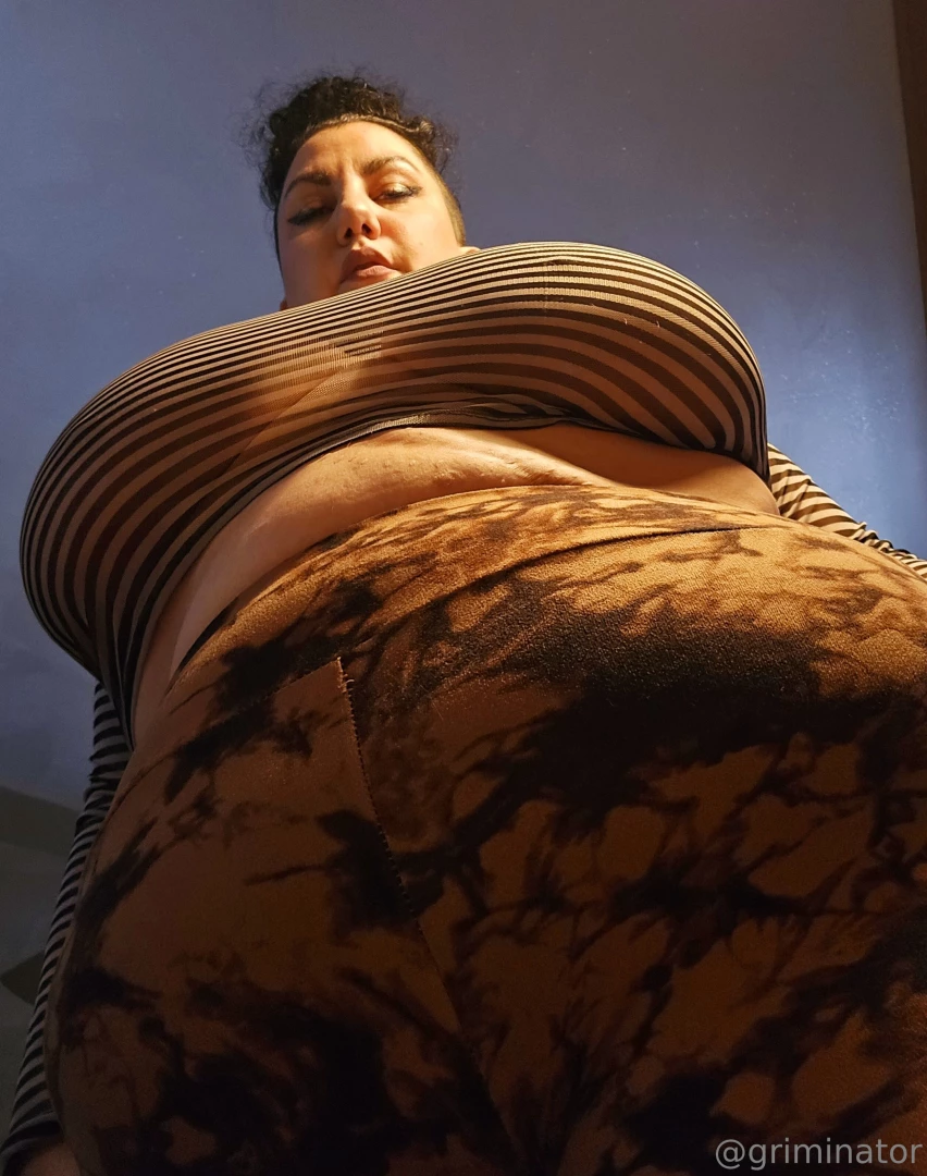 Confess who wants to be stepped on 