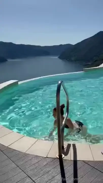 I miss the warmth send me to where it s warm 