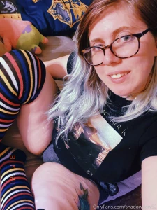 I wore socks again to my twitch stream but my camera didn t show them part 1
