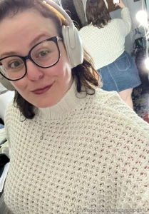 I was having fun with one of my white crop sweaters on the other day w