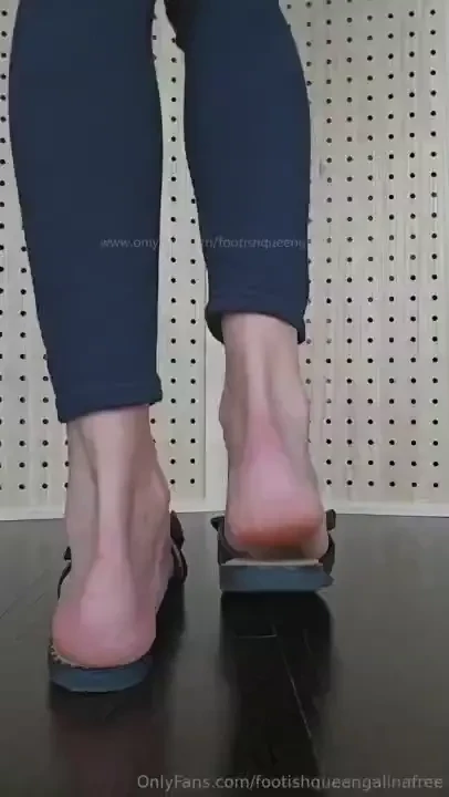 Just me and my black flat sandals clapping and showing off my blue 