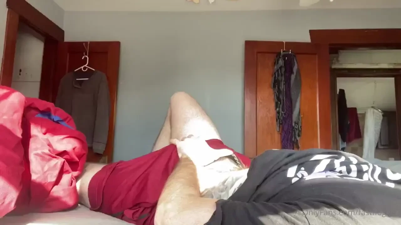 Imagine waking up with this thing every day 
