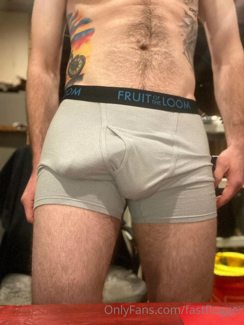 It seems like a great day to cover you with my cum join the live show 