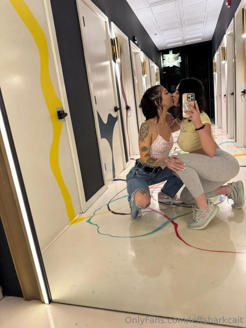 Me and itstaysis will be doing some naughty things tonight see ya ll 