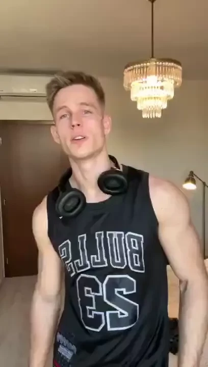 Are you ready for my halloween livestream i have special things ready 