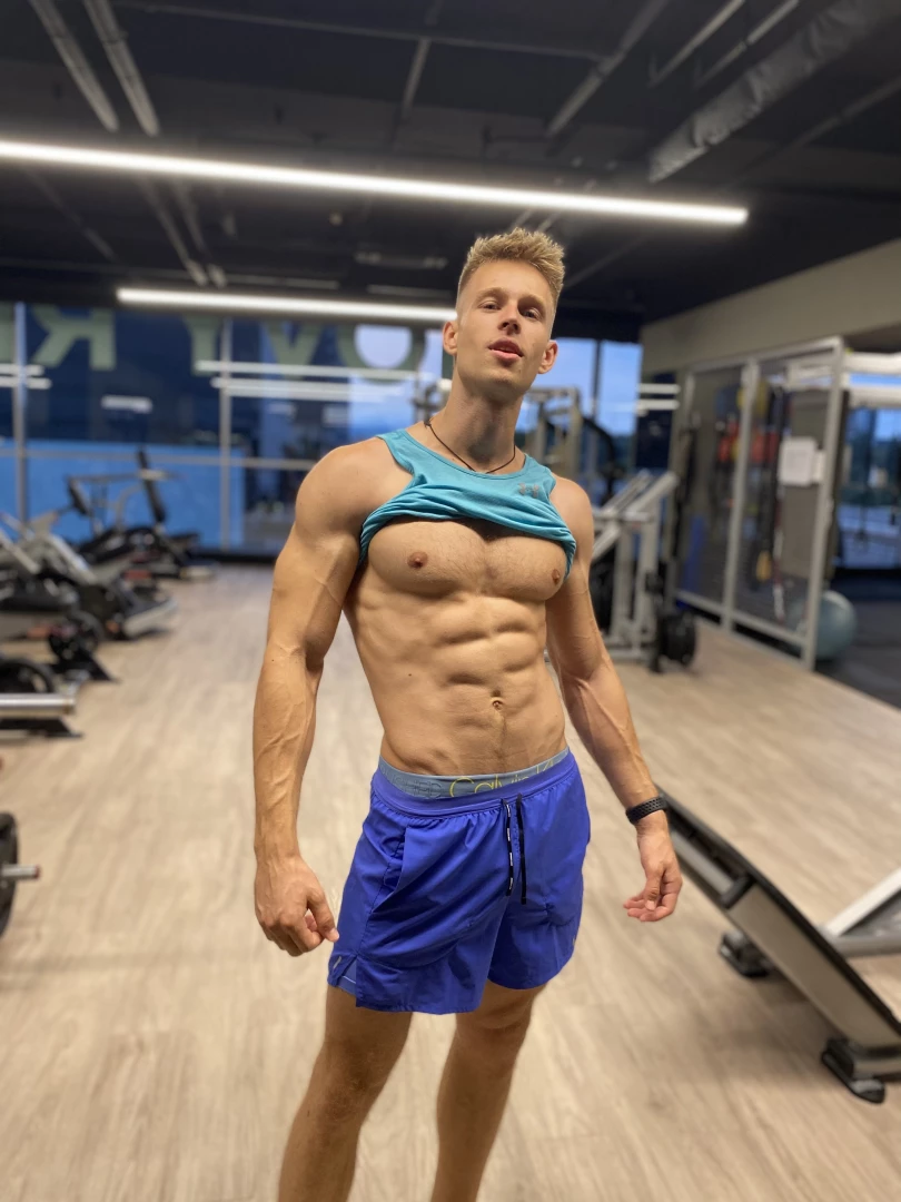 Hope you like my current shape guys iam working out a lot lately want part 2 