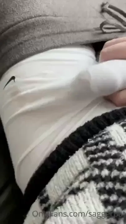 Sagging jerking and cumming in white nikes part 2 