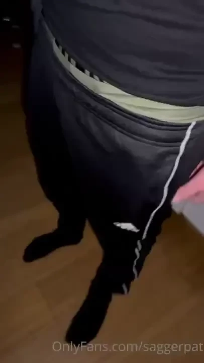 Love saggin in that trackies part 1 