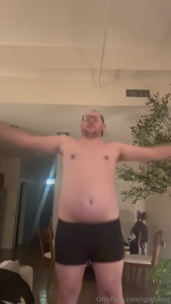 Quickly show how my walking has changed with the waddle heavy pose i 