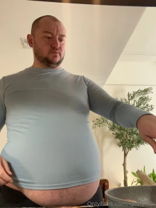 Some pics i took cooking my post breakfast snack a few lbs of bacon part 1