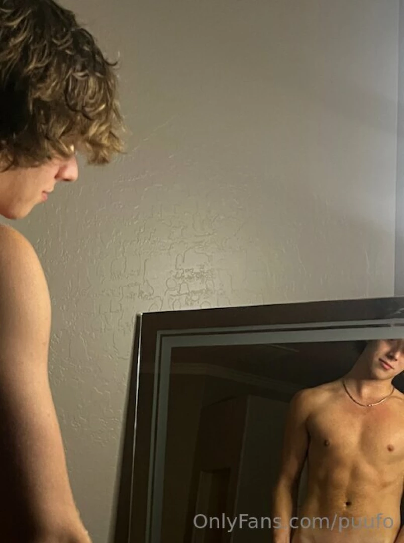 No i still haven t put clothes on 