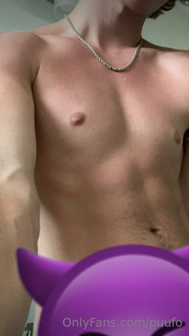 I can t be the only one who gets this horny after the gym 