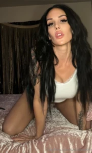 Inbox me if you have any custom video photo requests