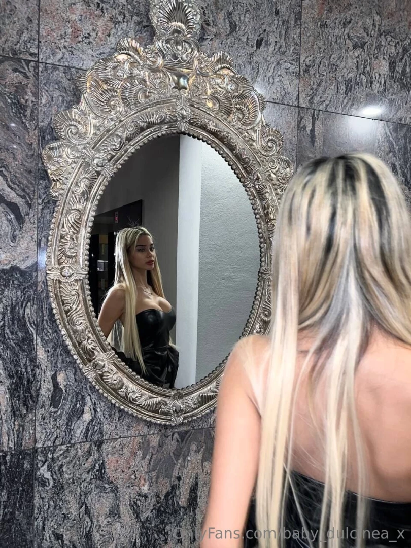 Do you catch my gaze in the reflection 