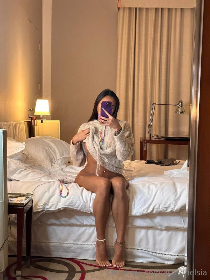 En message priv pour en voir 