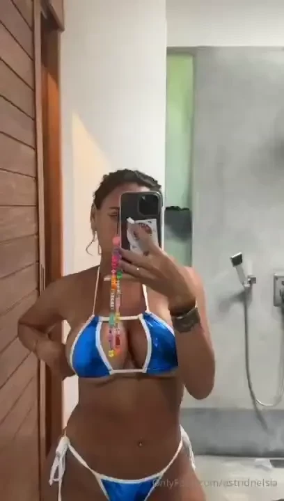 Toute humide ce soir 