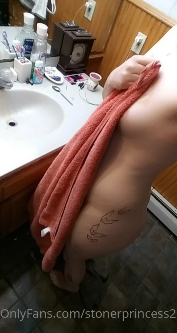 More fun in the bath my babies gonna love baths part 3 