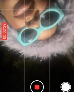 Who wanna film somethin with me