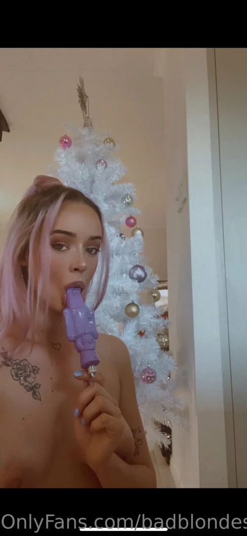 What else can i fit in my mouth daddy can t wait for christmas part 1 