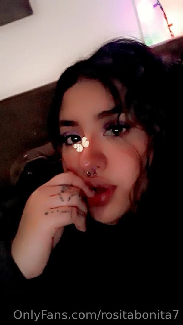 I want a hard long hug and i ll even stream with yall in the future 