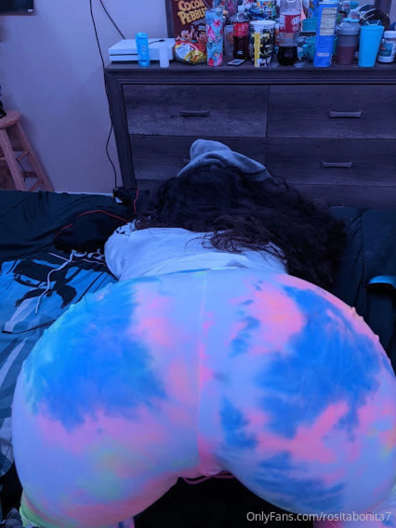 Bend me over and take me from behind i love getting dick down as you 