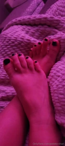 Do i got any foot guys out here hit me up i hope everyone is doing