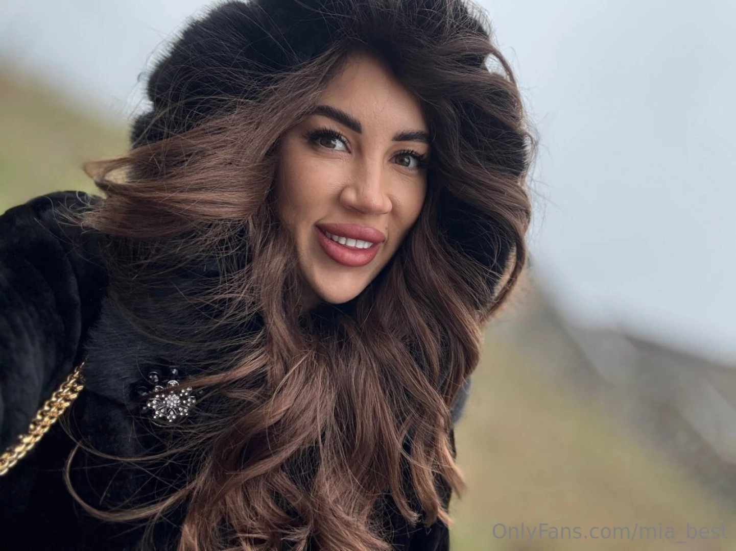 Cold weather is not only an excuse for layers of sweaters and hot tea 