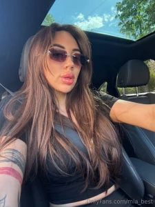 There s no happier face than mine when i m driving