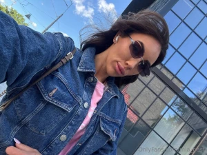 Do you also have amazing weather today the sky is clear the wind is