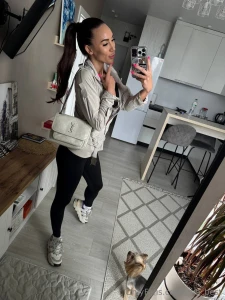 Sometimes i feel like the world is moving too fast everyone is running