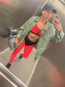 Morning fall runs are getting colder and colder and i have to put on a