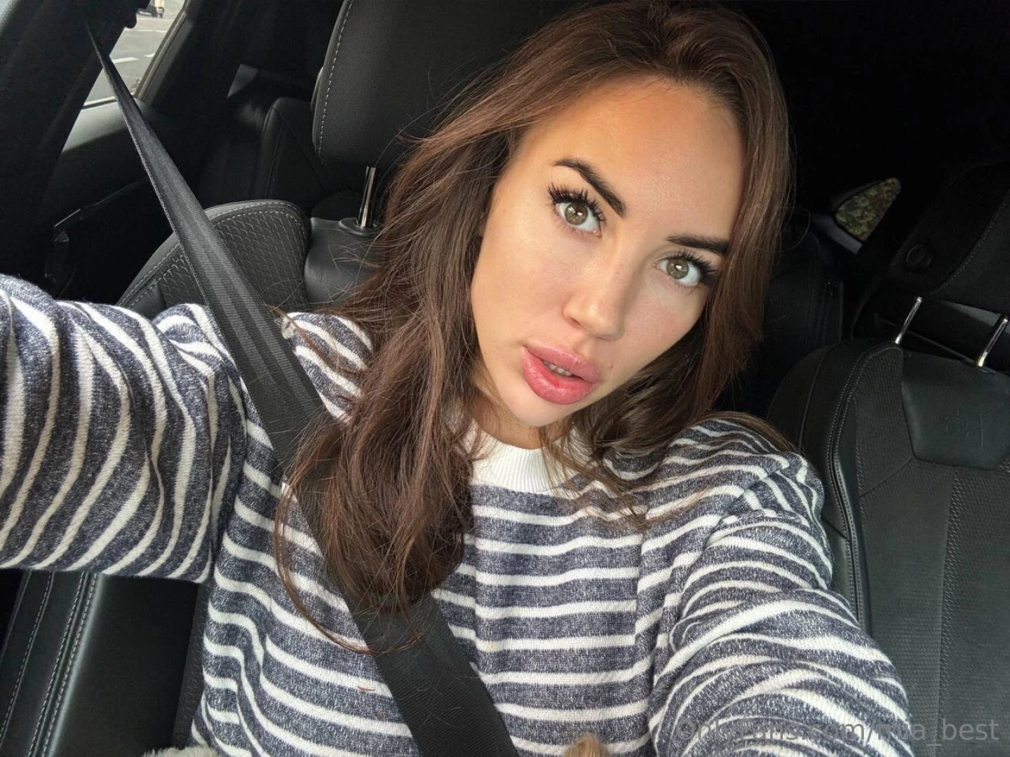 When evening shrouds everything in soft light the world becomes 