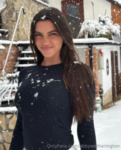 Give me a cuddle and warm me up babe