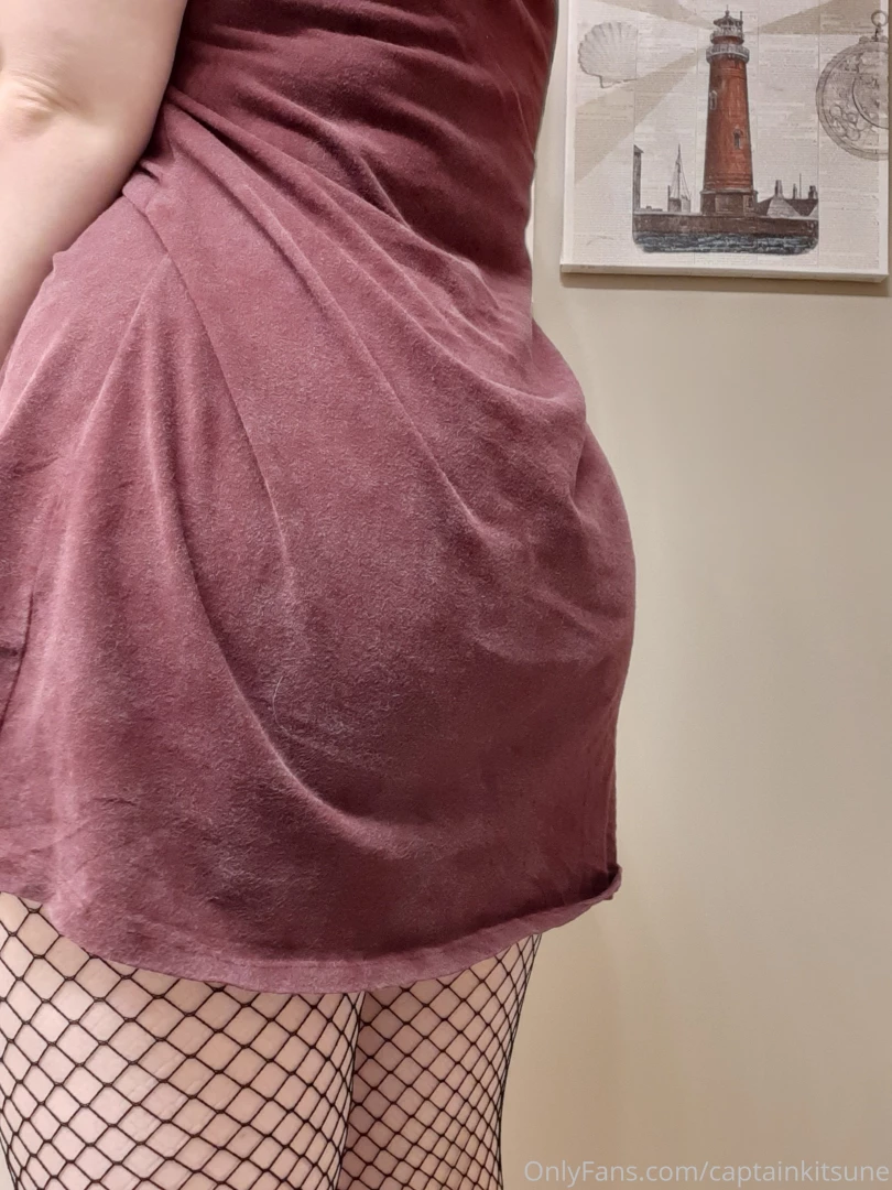 Fishnet booty pic of the day at work serious question do y all like 