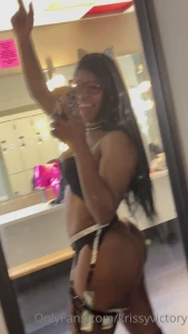 krissyvictory - Dancing on stage and off 