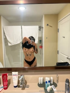 Quick lil flash before getting ready