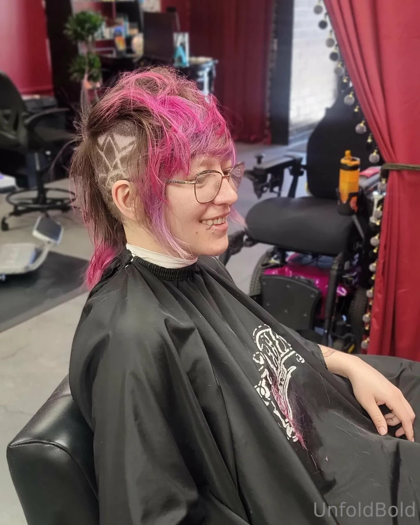 I m rocking the mohawk and have so much relief c need to buy product 