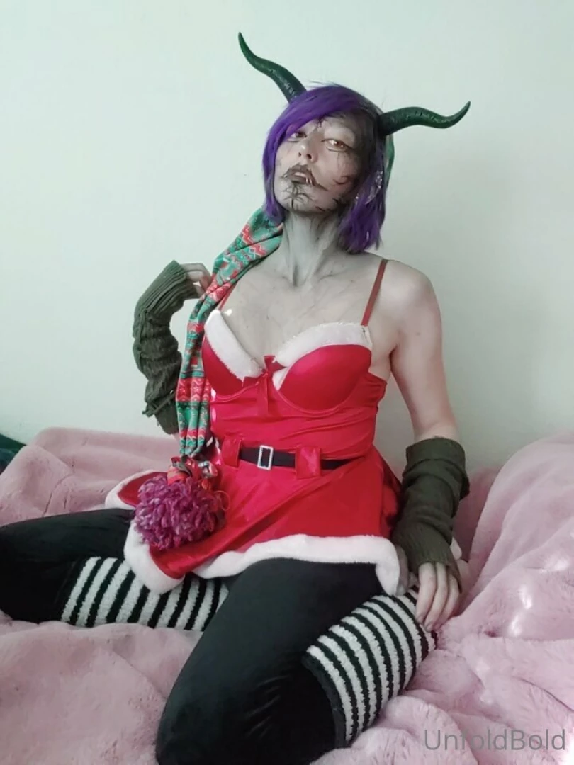 Krampus cosplay selfies part 9 