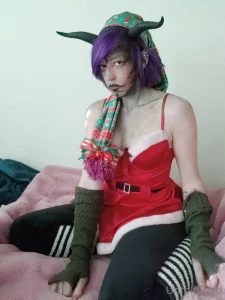 Krampus cosplay selfies