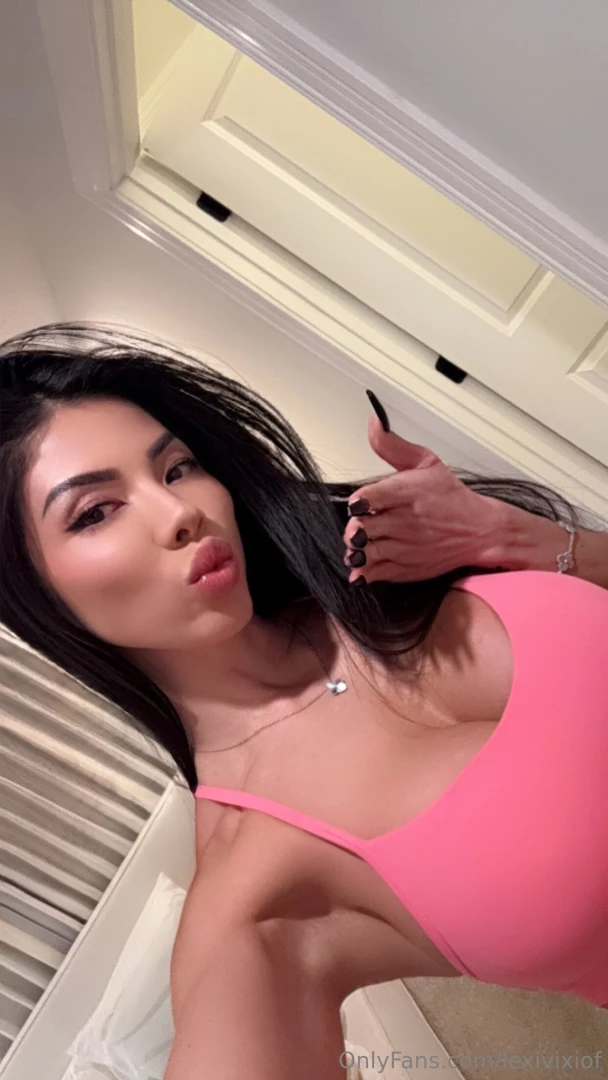 Now who wants to give me kiss 