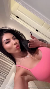 Now who wants to give me kiss