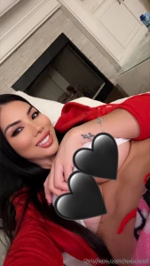 I got some newwww toys ready to go watch me play