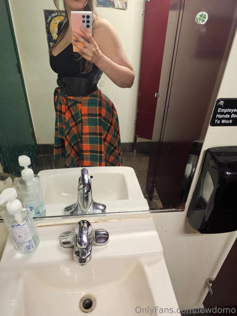 Realized you ve never really seen a straight side view of the booty 