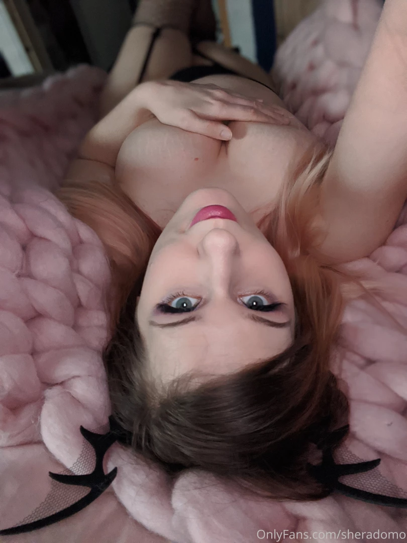 Health is bad but it s been awhile so i m try na get some photos done 