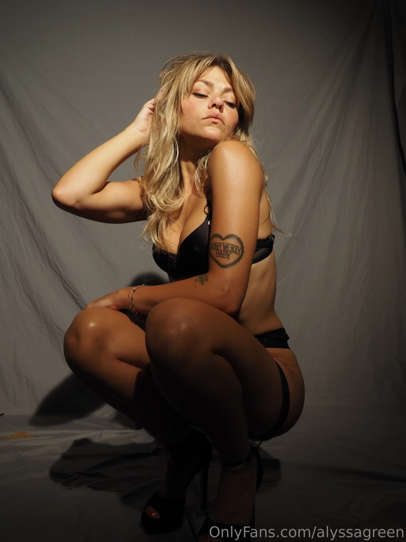 Happy monday ya ll we re starting this week with very exciting news my 