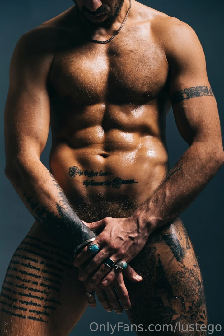 Hey guys do u enjoy my page give me some feedback 